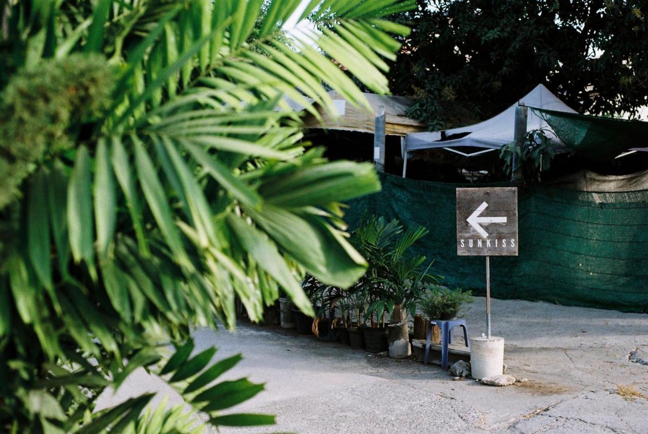 Sunkiss Hotel Bangkok Exterior photo